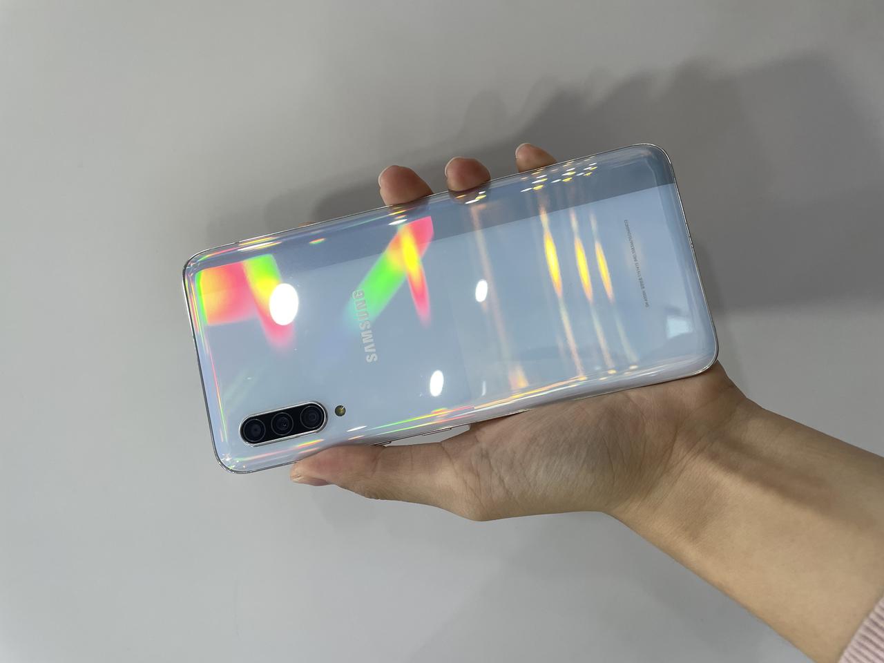 A90 / 화이트 / 128기가 판매합니다 60472