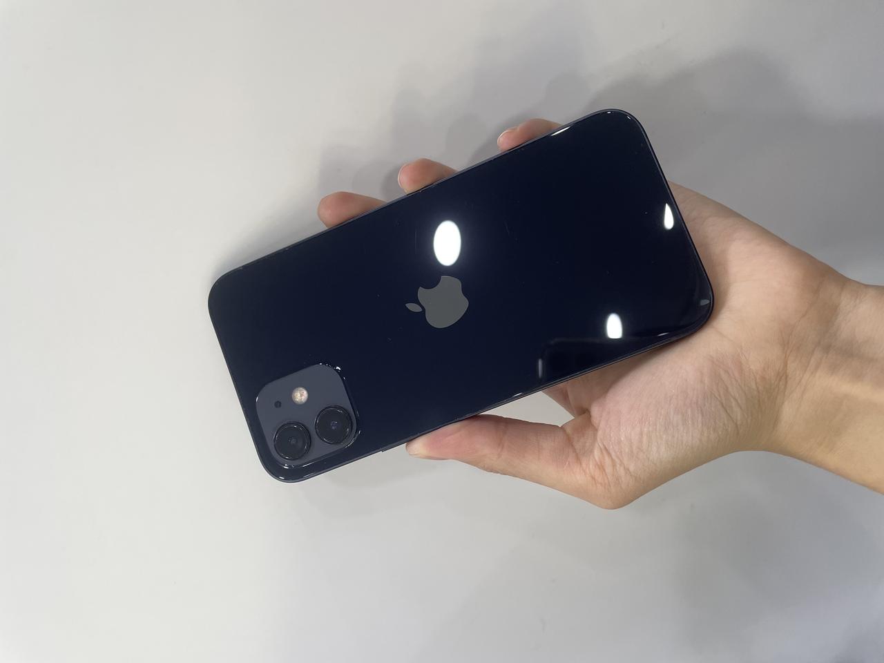 아이폰12 / 64기가 / 블랙 판매합니다 78475