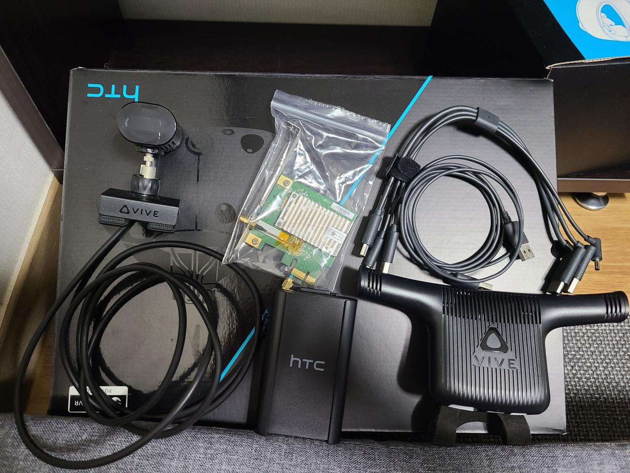 국내정발 HTC VIVE무선 풀킷 판매합니다 (급쳐)