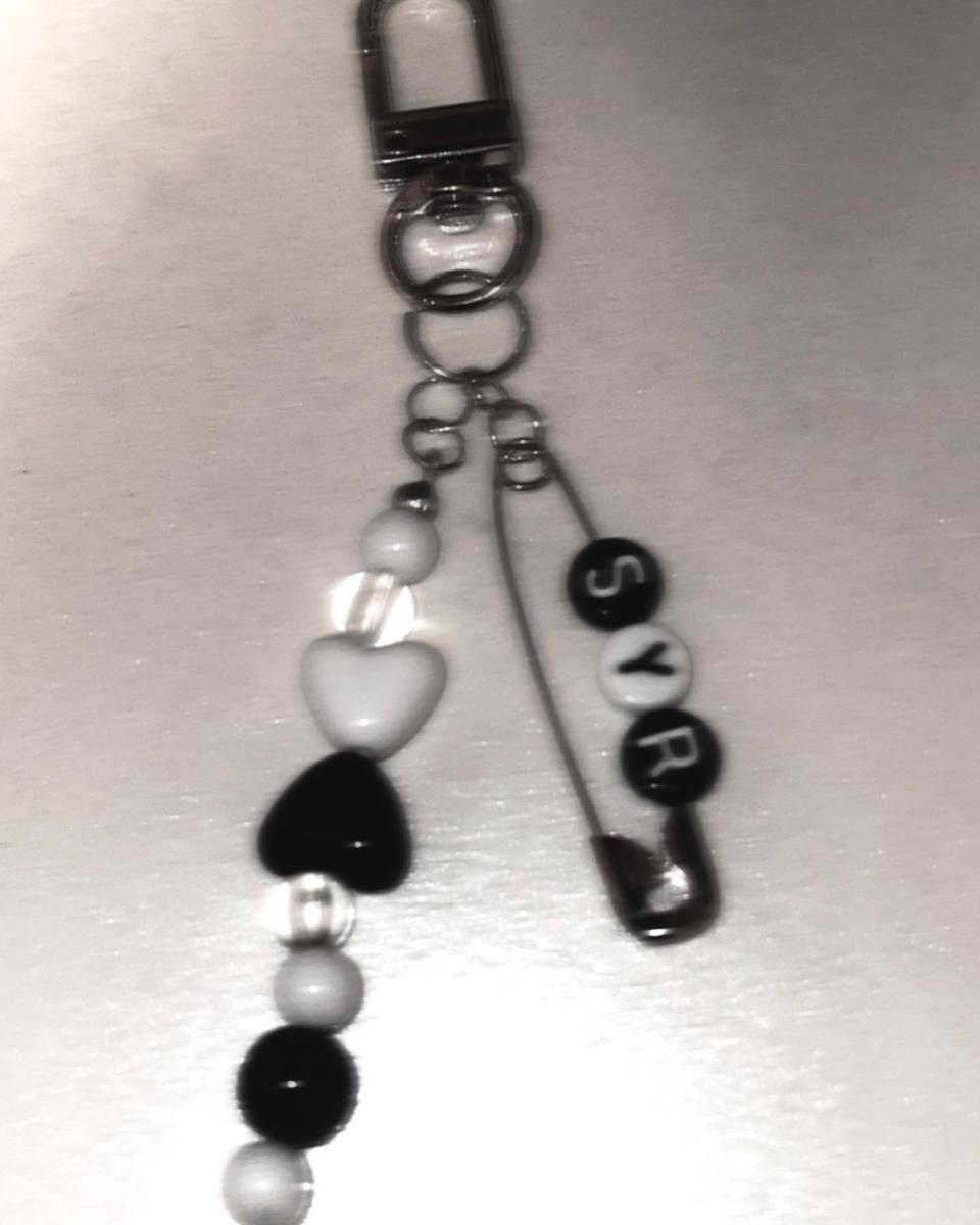 이니셜 나비 비즈 키링, 에어팟 키링, 콜북 키링 (이름 열쇠고리)