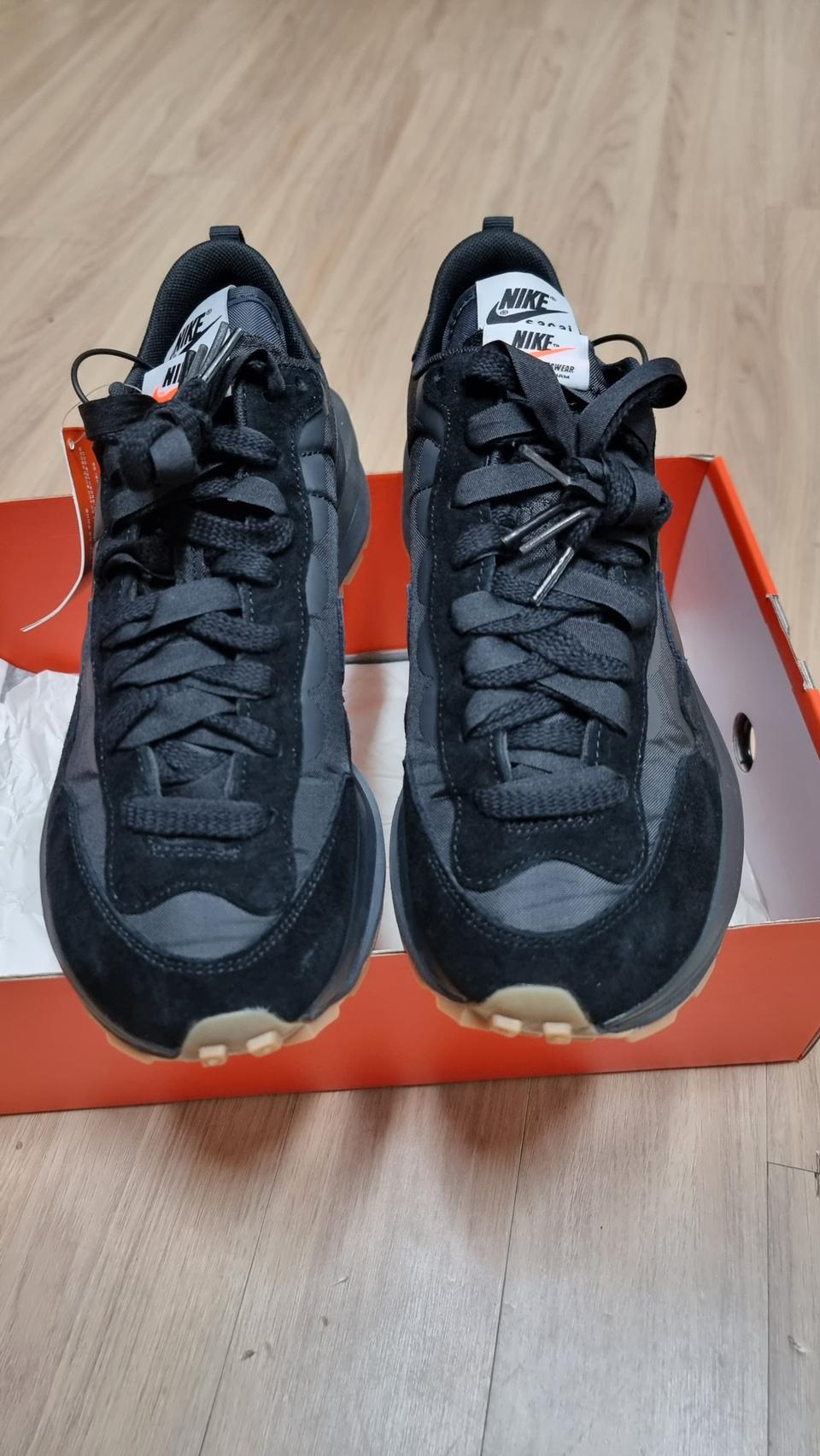 나이키X사카이 베이퍼와플 블랙앤검