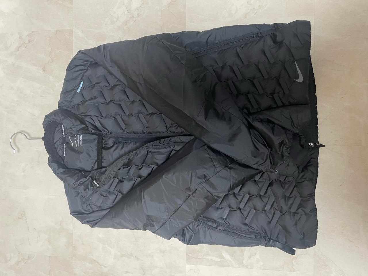 나이키 에어로로프트 L 급처해요