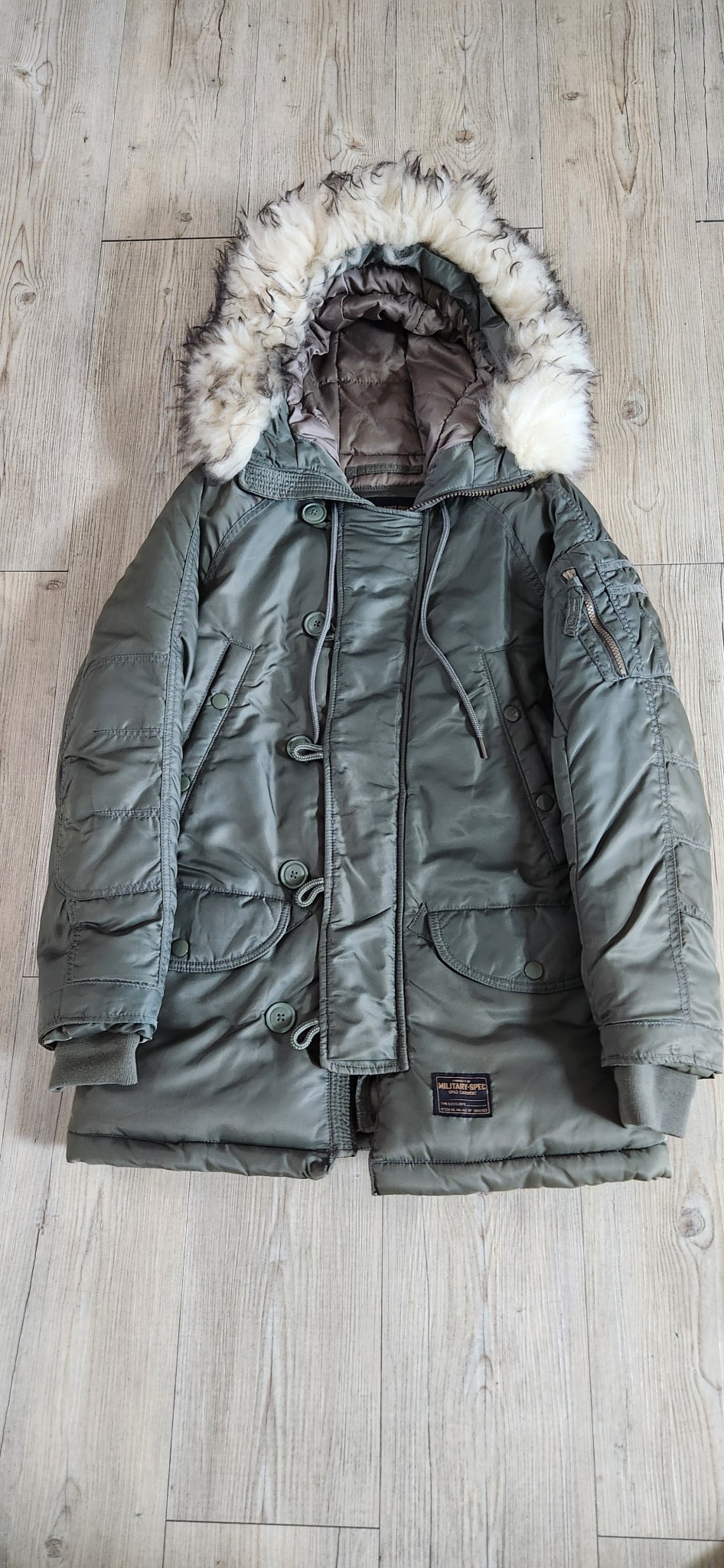 스파오 겨울패딩(실착2회)