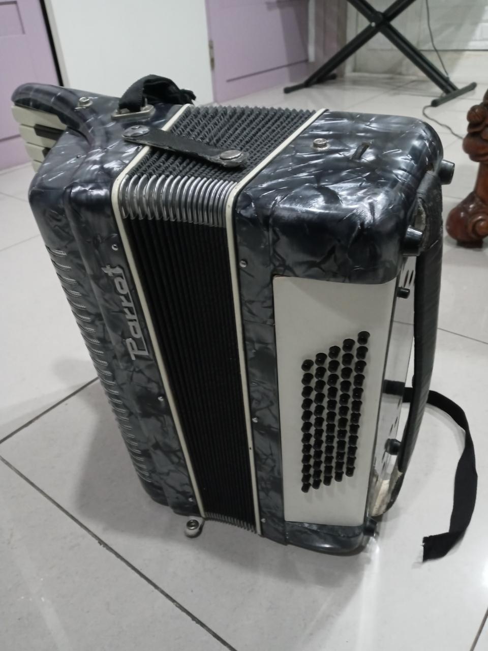 ★아코디언(60베이스)팝니다!