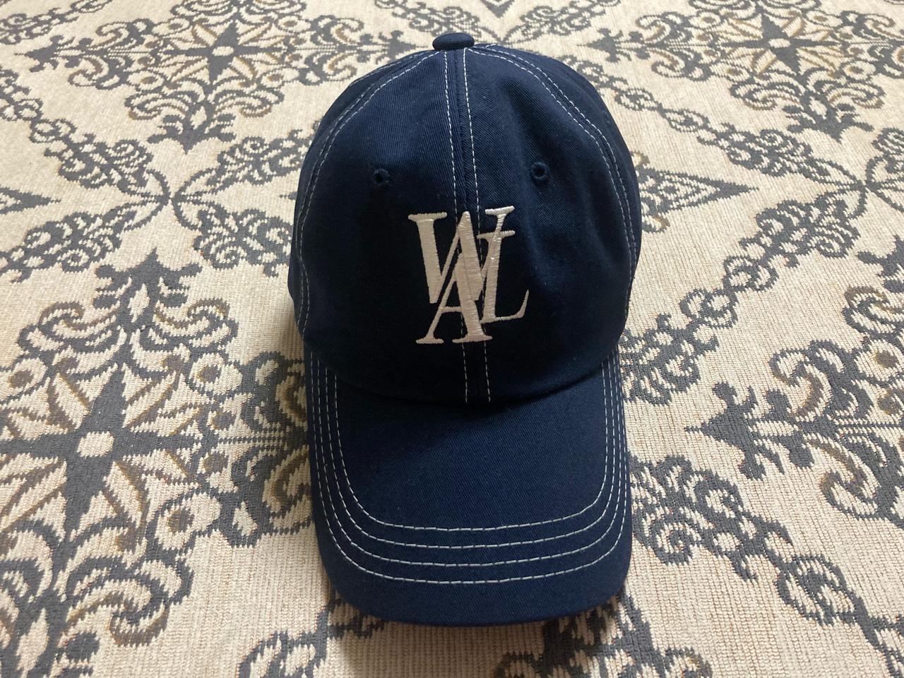 우알롱 시그니처 로고 볼캡 스티치 네이비