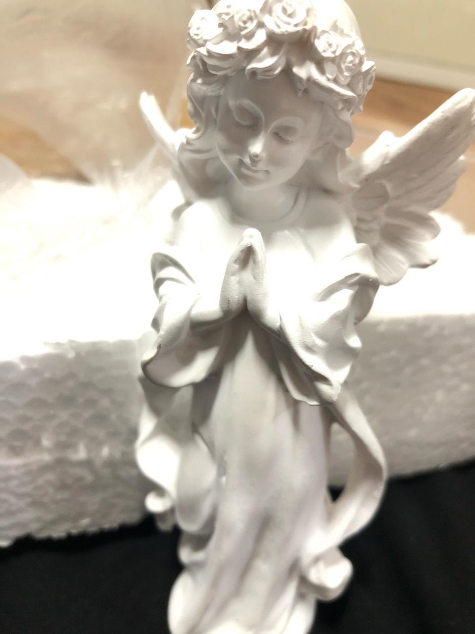 천사 동상