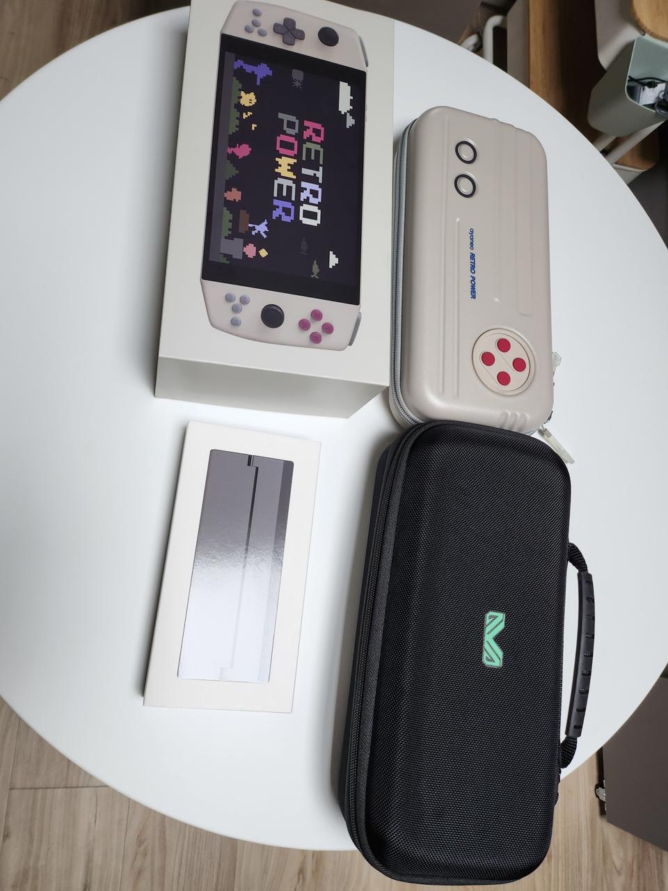 아야네오 레트로 파워 팝니다