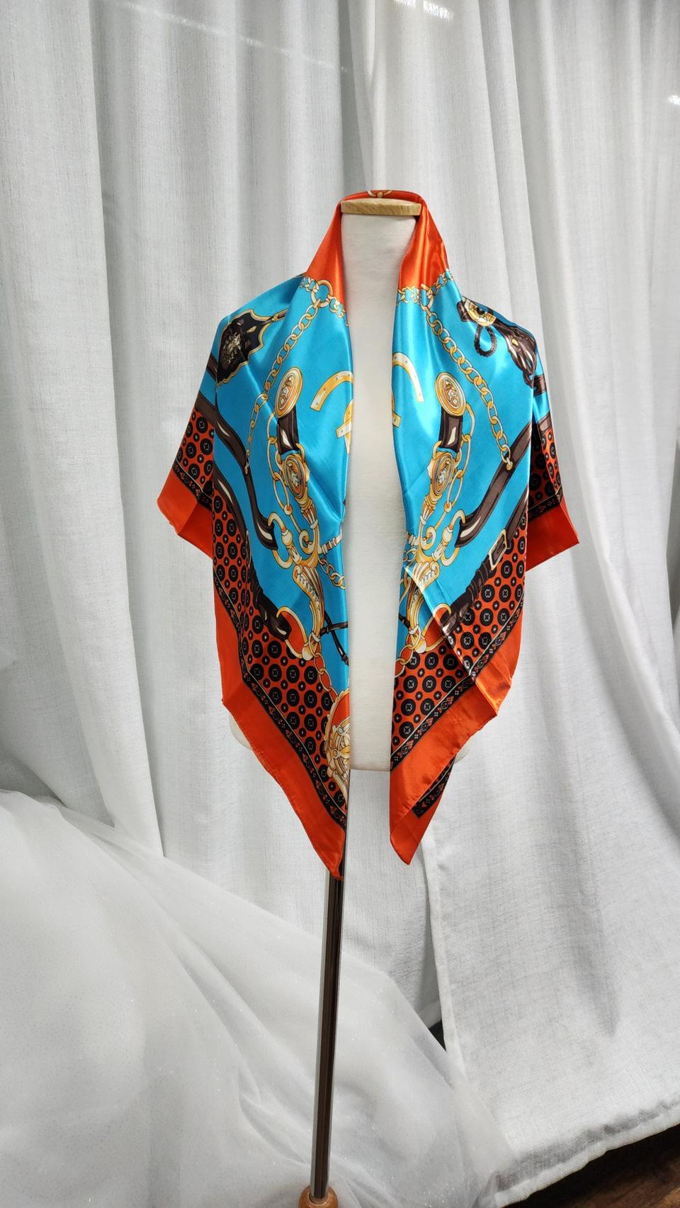 스카프 머플러 타이 목 여성 정사각 실크 색상 어깨숄 냉방 다양한 무늬