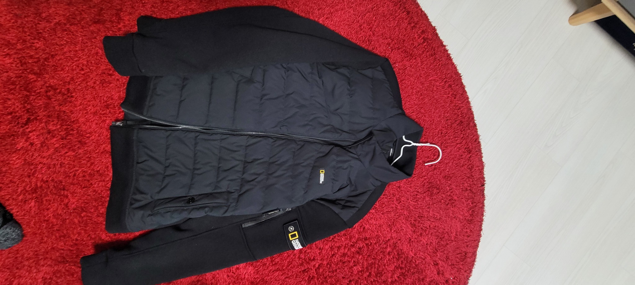 네셔널지오그래픽 경량패딩자켓