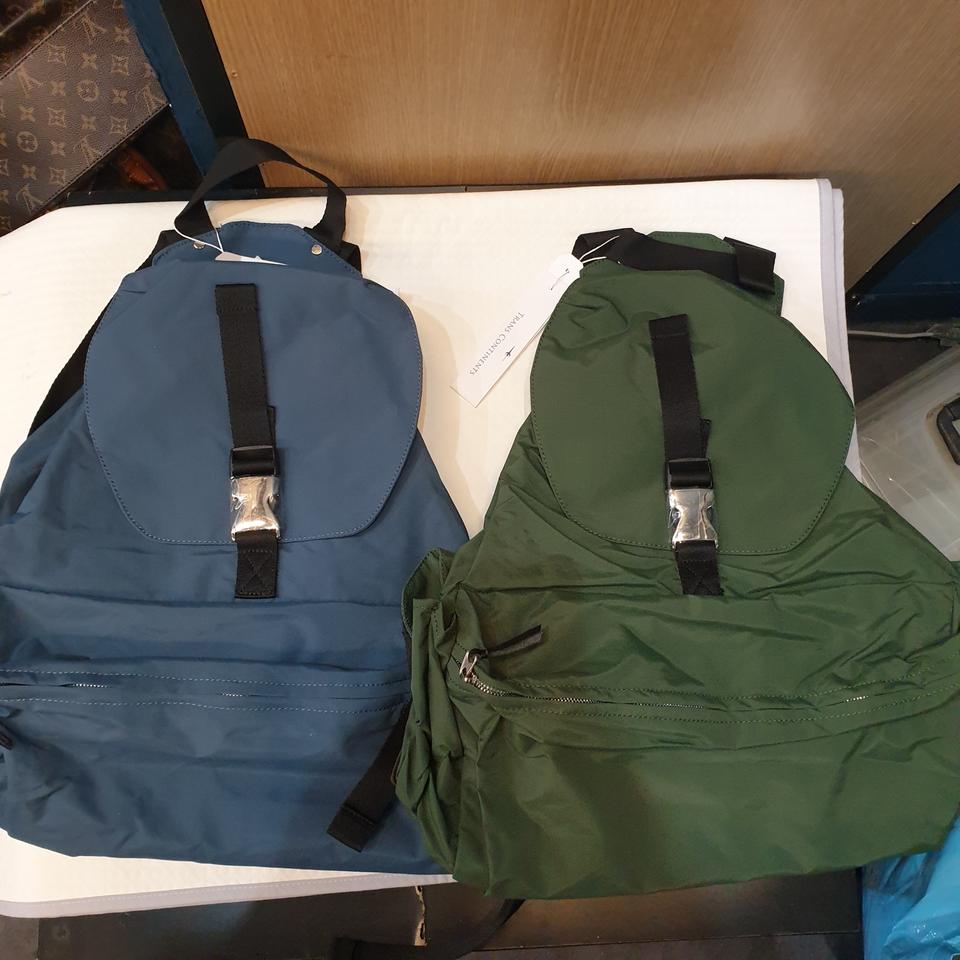 트렌스컨티너츠  백팩 (새상품)