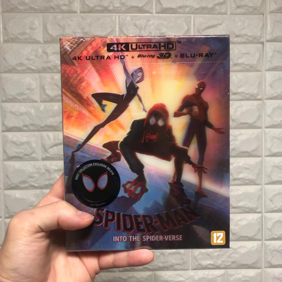 (미개봉) 스파이더맨 뉴 유니버스 렌티 B2 스틸북 블루레이 판매합니다.