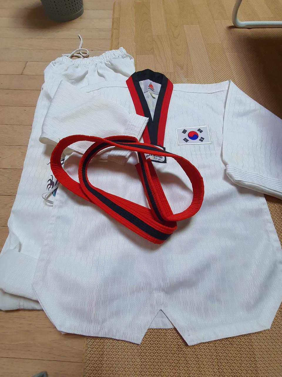 태권도복 새거 140