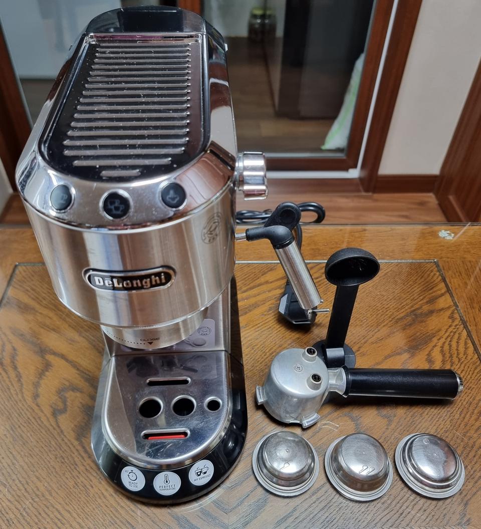 드롱기 디데카 에스프레소 커피머시인 EC680.M (백화점정품)