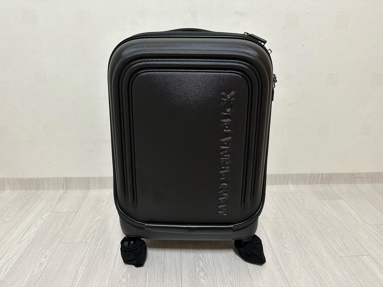 만다리나덕 캐리어