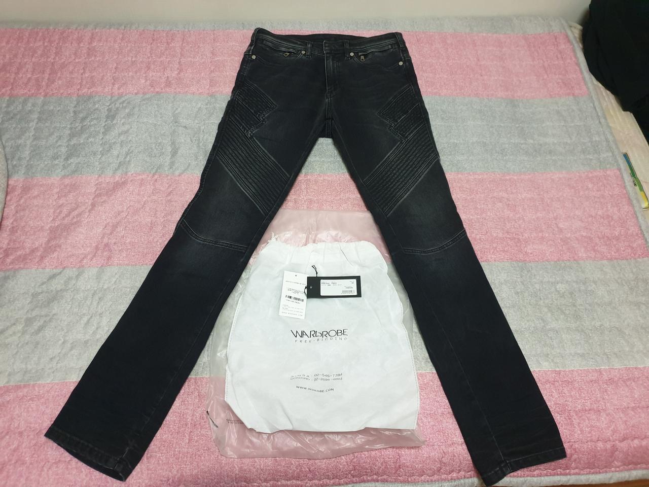 닐바렛 블랙진 팝니다.