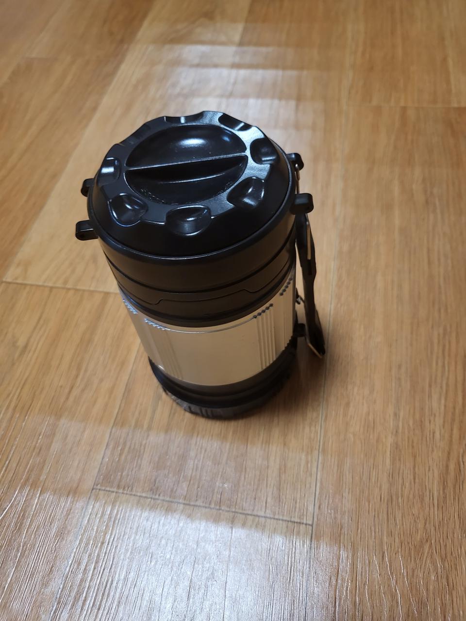 랜턴 팔아요 AAA3개로 사용