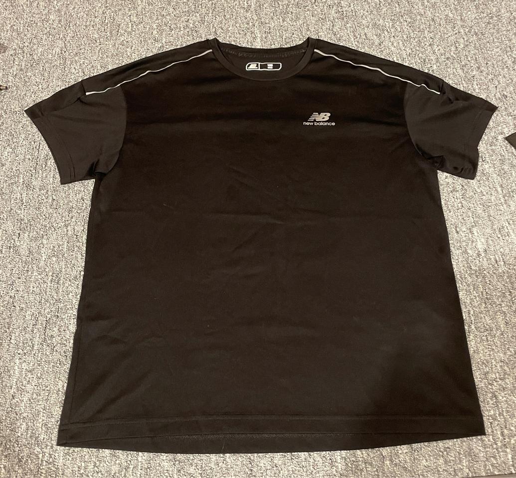 [정품] 뉴발란스 남자 남성 기능복 상의 105 사이즈 블랙 트레이닝복
