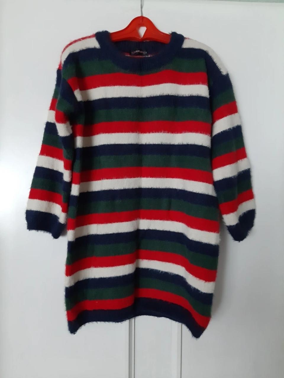 끄레아또레칼라풀장모니트