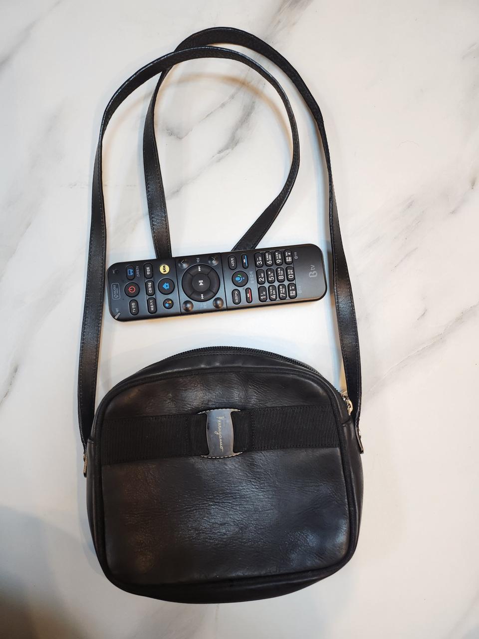 정품 페라가모 가방 크로스백 미니백