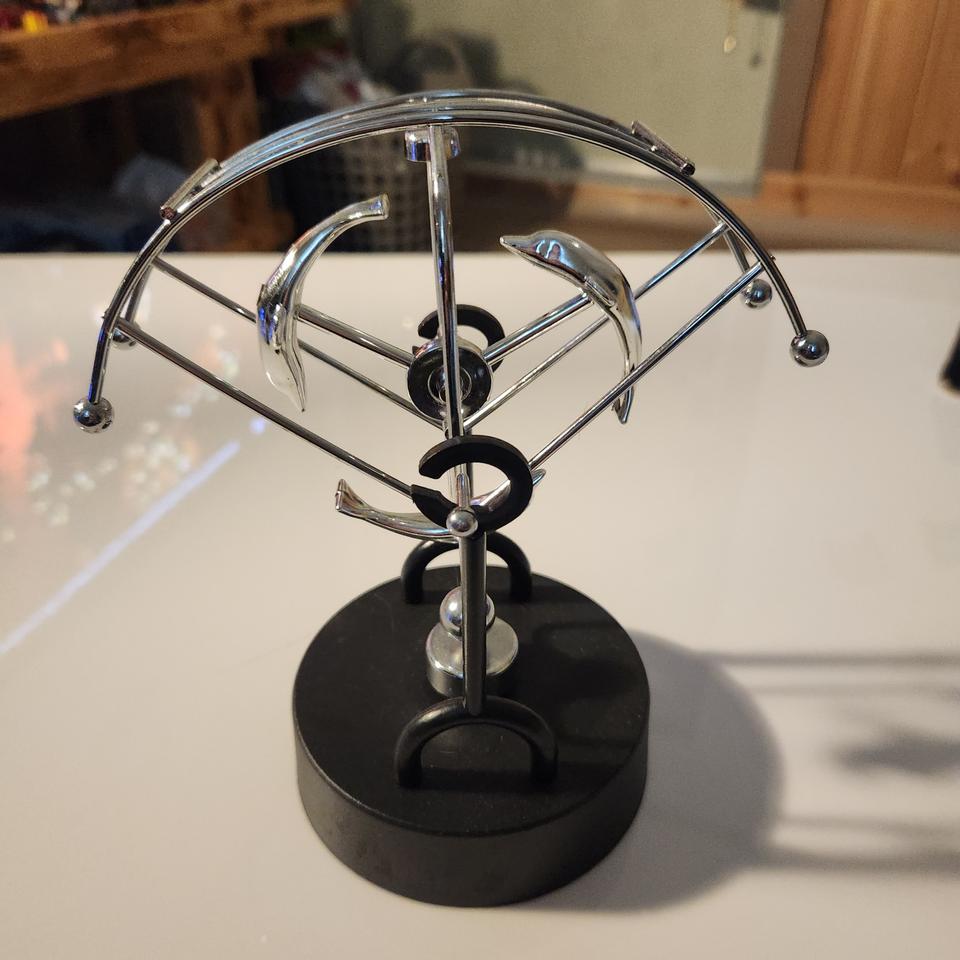 진자운동 금속 회전장식 돌고래