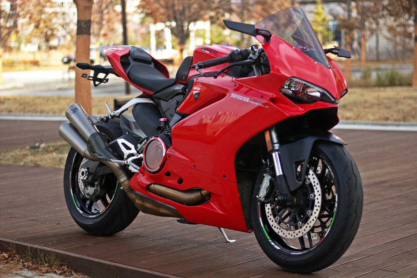 2016년 두가티 파니갈레959 판매합니다