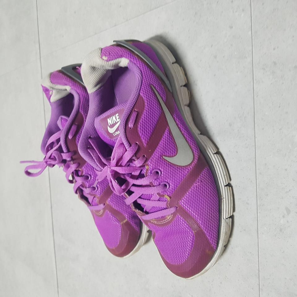 신발 운동화 245 나이키 (핑크) 빈티지 