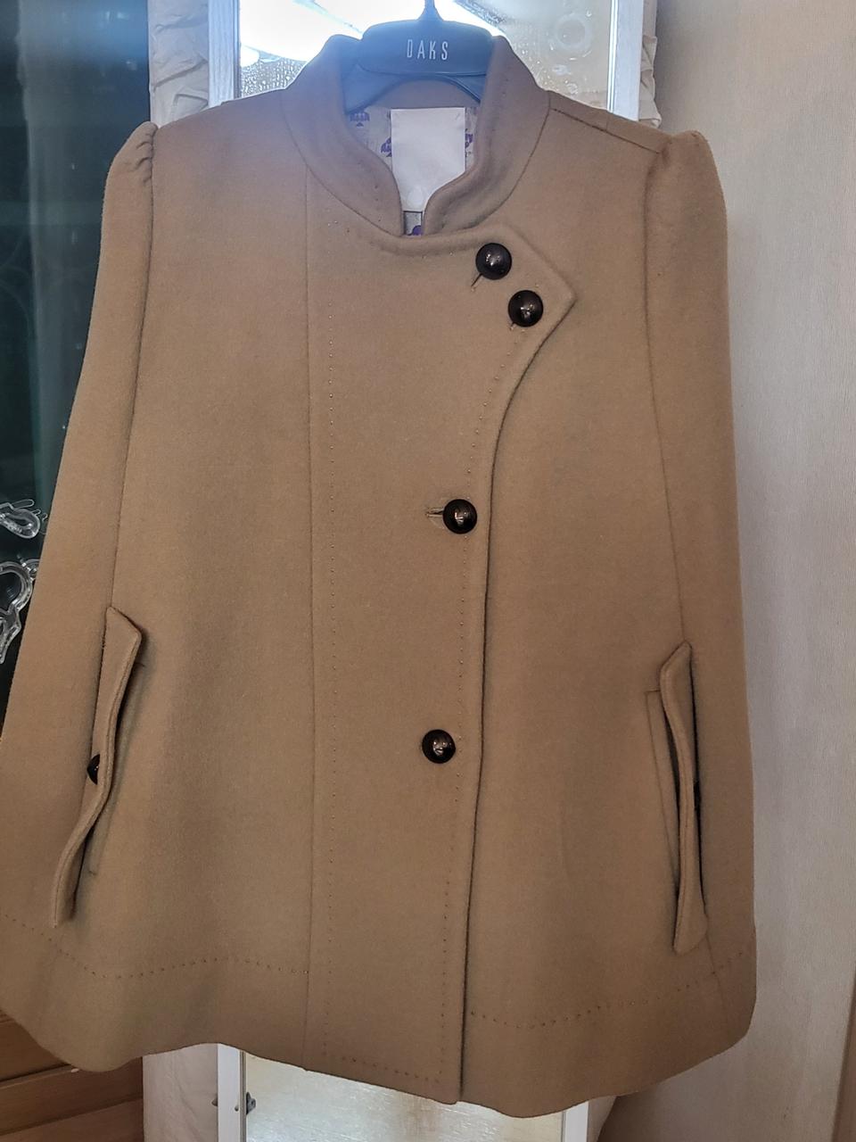 오즈세컨 서우,이시영 코트 새상품급