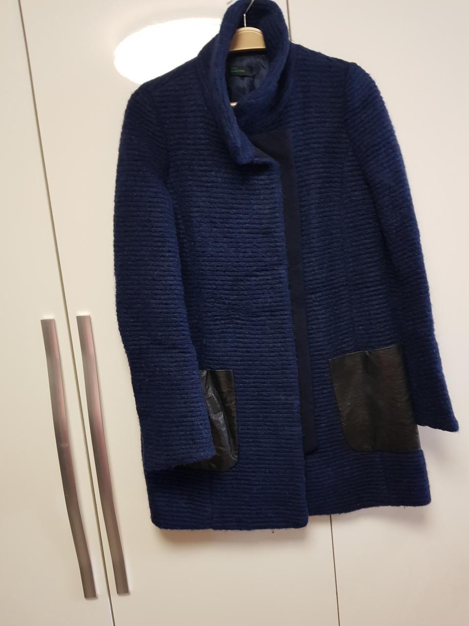 베네통 모직코트