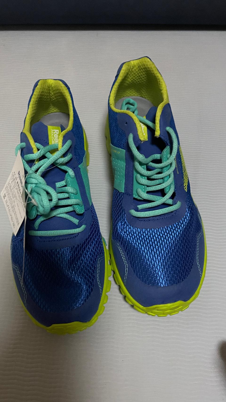 [새상품] 리복 런닝화 리플렉스 런 2.0 판매합니다.