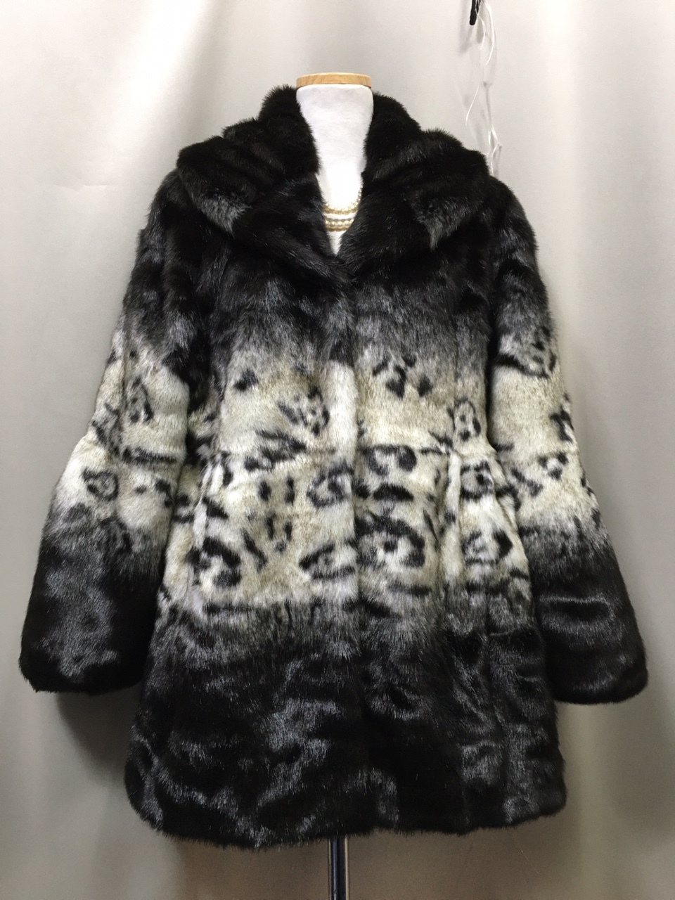 페이크퍼 인조털 인조 밍크 코트.모피