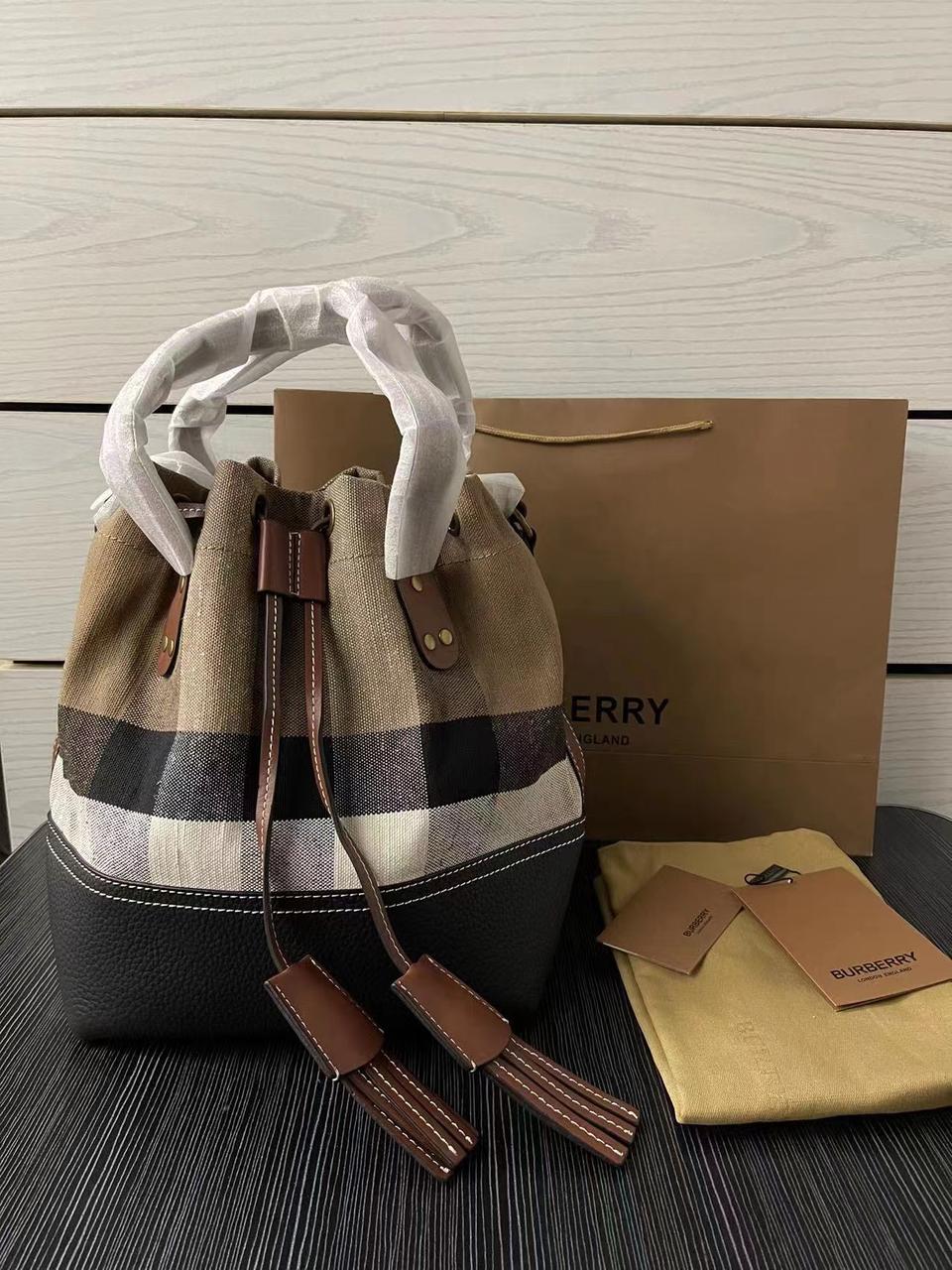 새상품 버버리 정품