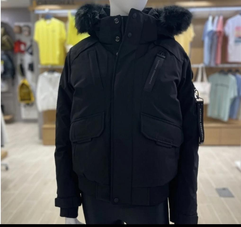 내셔널지오그래픽 검정패딩