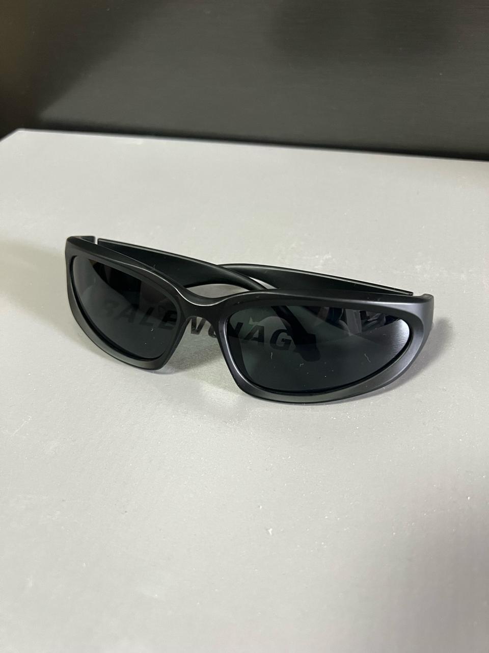 저스틴비버 오발 스위프트 프레임 선글라스 블랙