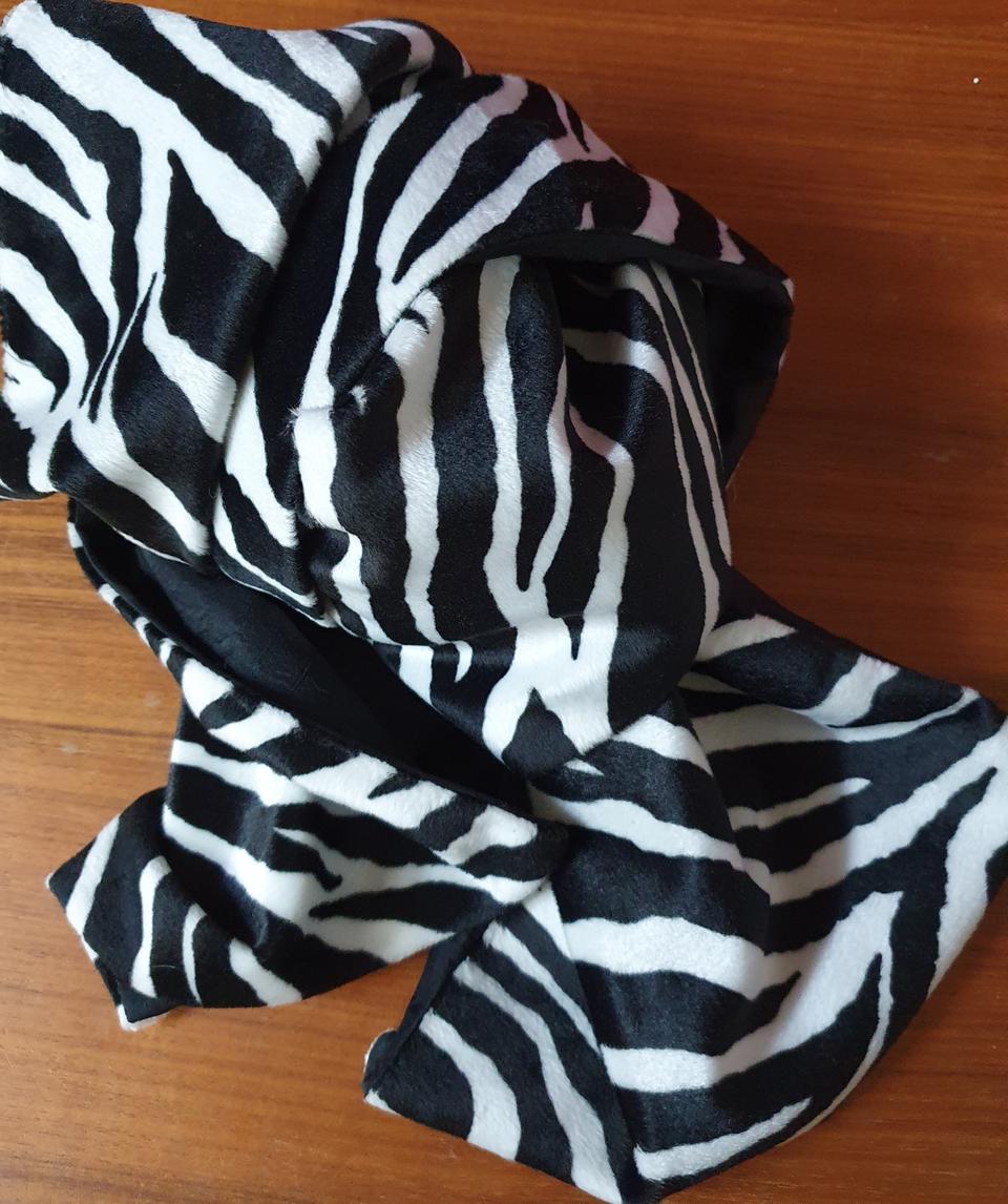 지브라 무늬 목도리