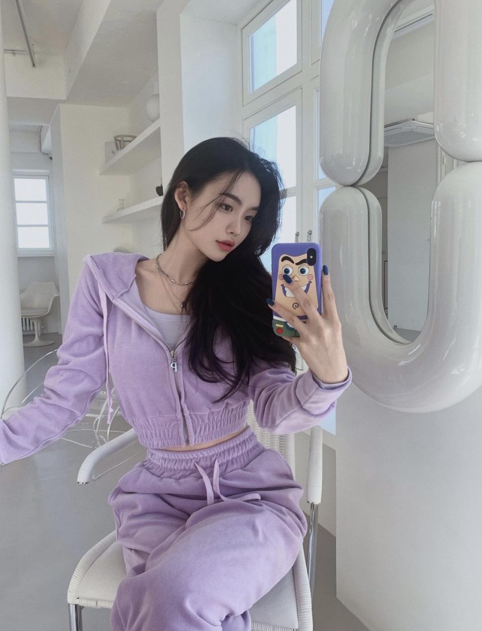 [새상품]21s/s페일제이드 Y2K 벨벳 트레이닝세트 퍼플 연보라