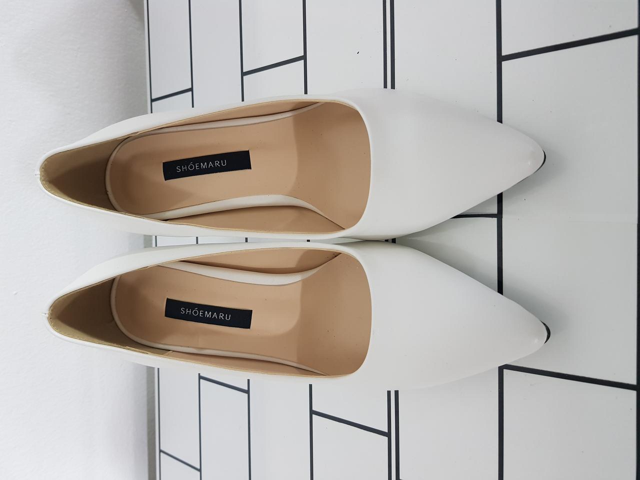 (새 상품) 슈마루 여성 화이트 힐 8cm