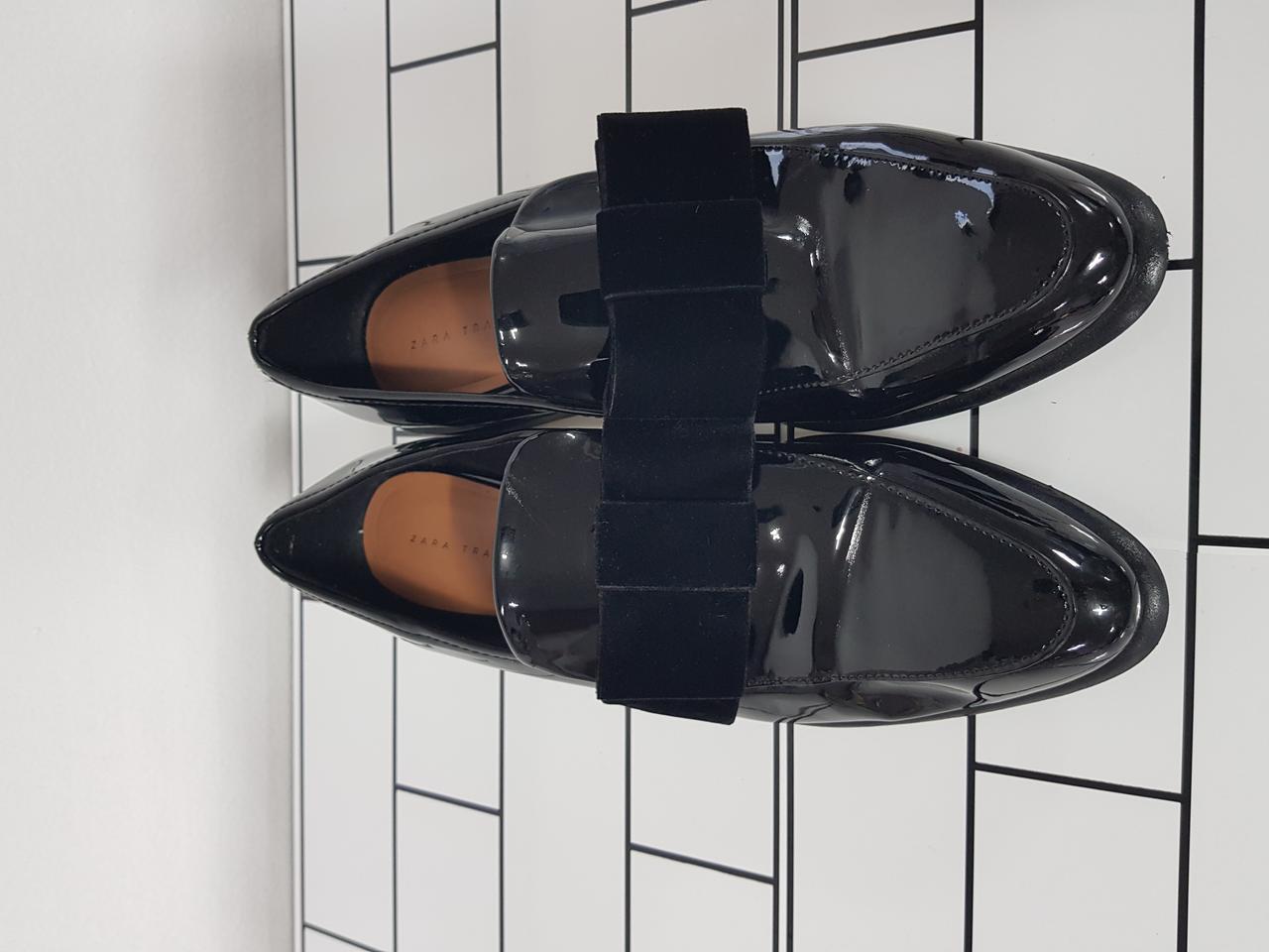 자라 여성 에나멜 리본 플랫 로퍼 4cm