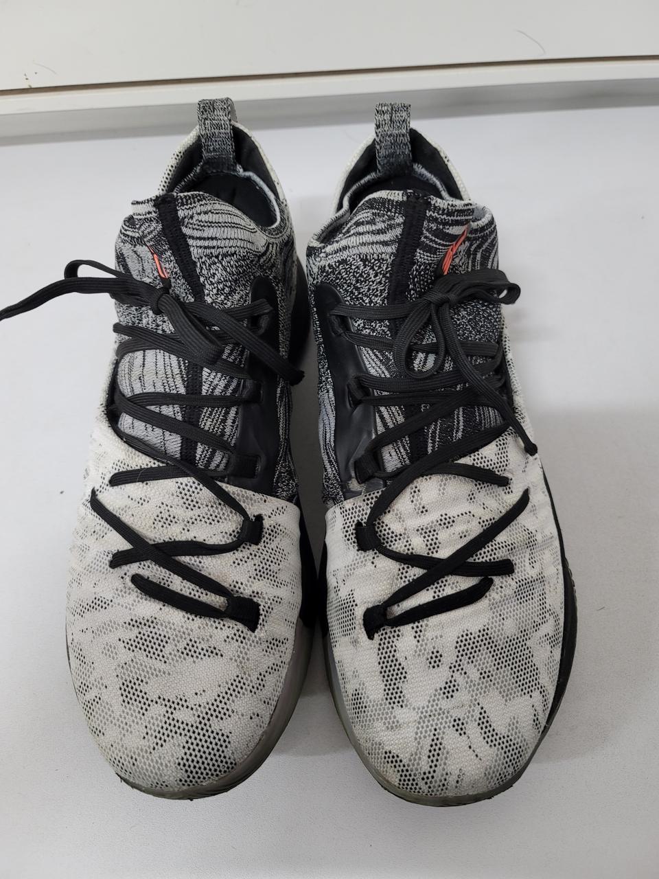 언더아머 운동화