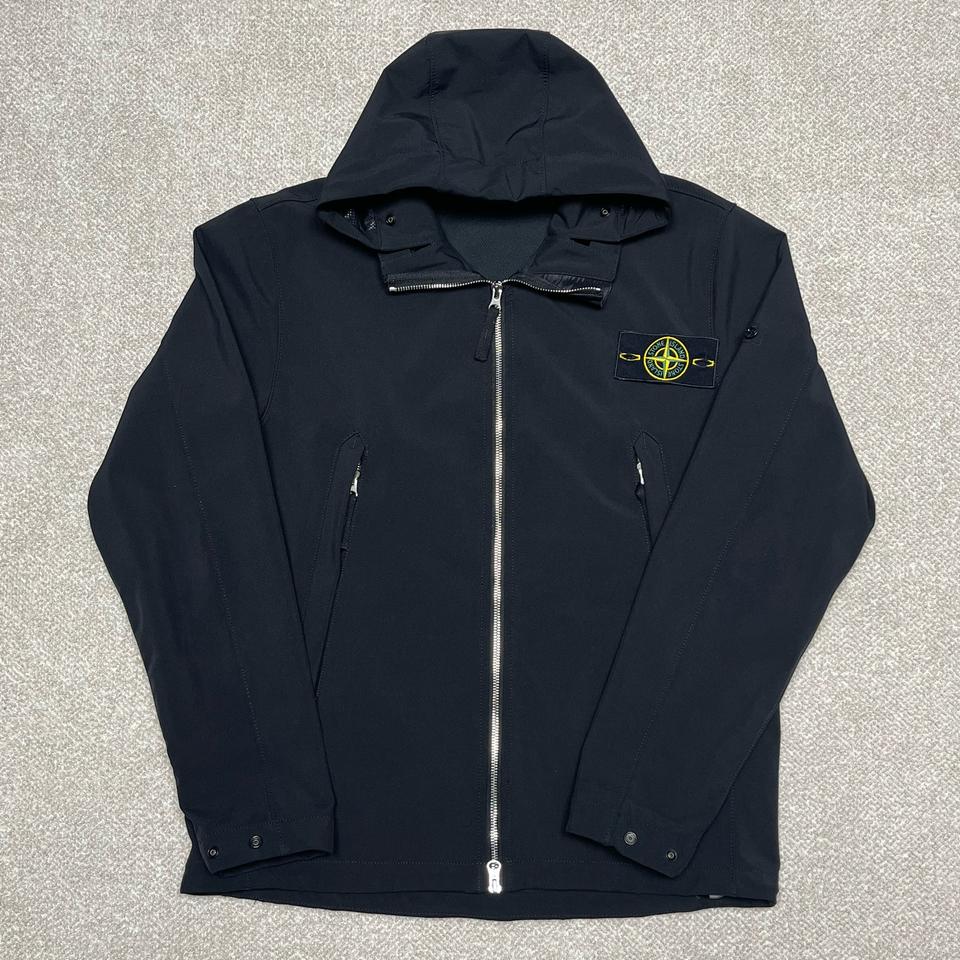 [새상품급/M] 스톤아일랜드 라이트 소프트쉘 판매합니다 (정품)