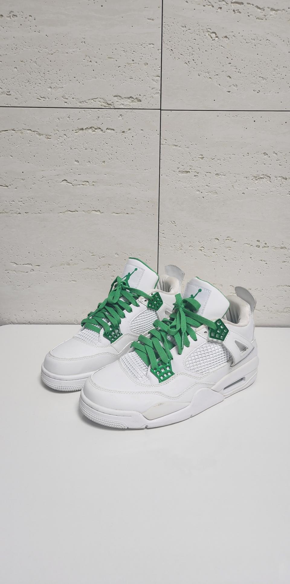 255>조던4 레트로 메탈릭 그린