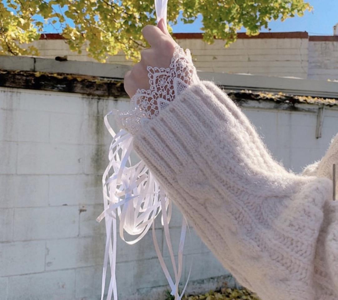 파리앤뉴욕(파뉴) 목폴라 레이스 탑(아이보리, 블랙)