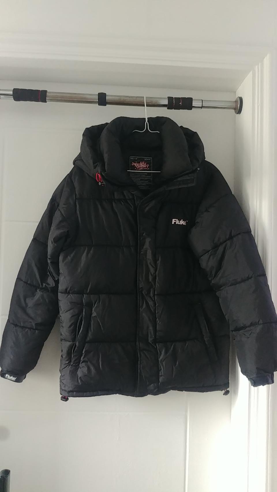 fluke검정패딩s 상태좋음