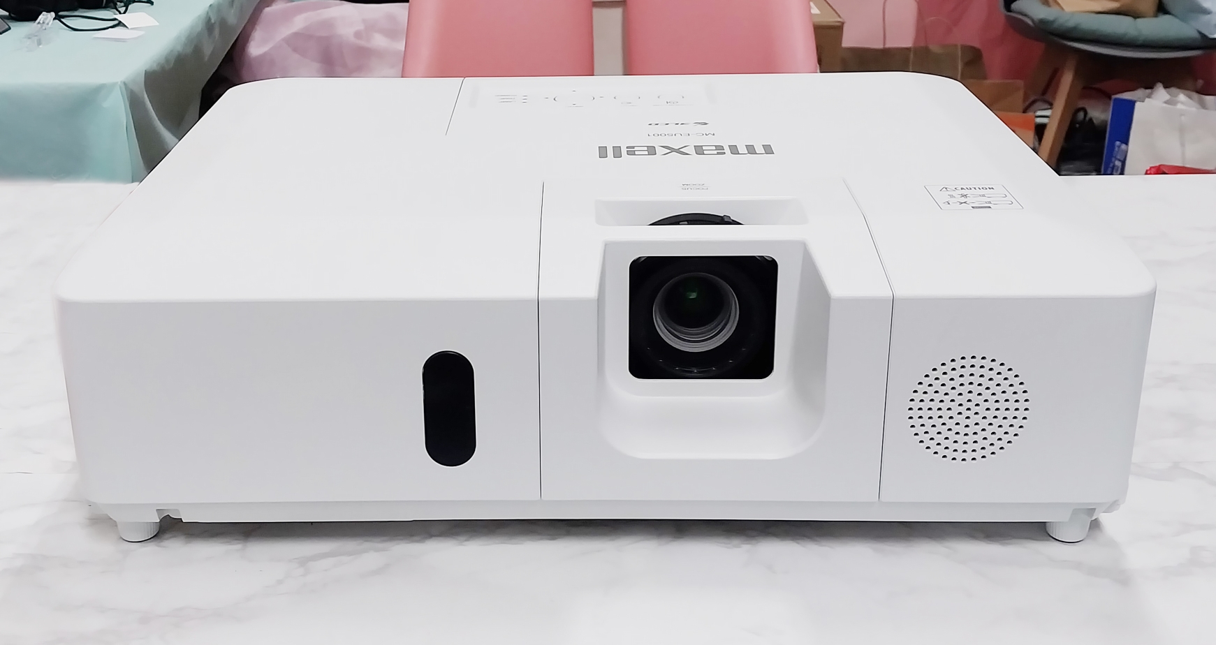 히타치맥셀 5000안시 풀hd 빔프로젝터 mc-eu5001