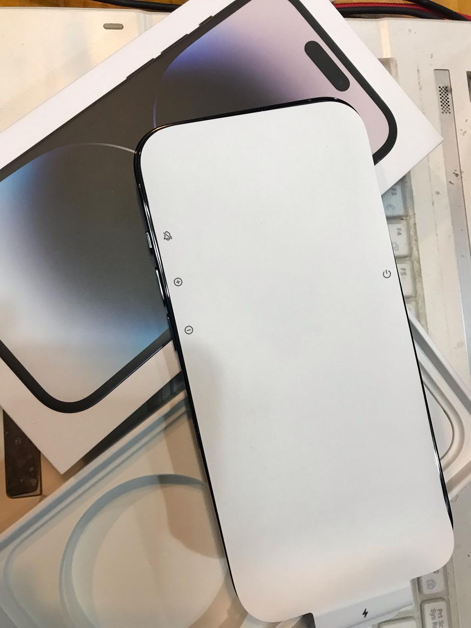 아이폰14프로 블랙 5일사용 직거래시 쓰시던폰매입=일산파주=