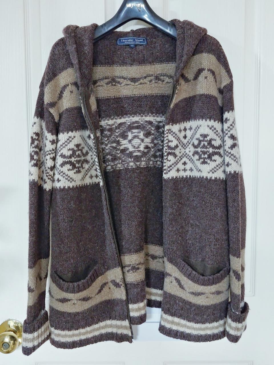 써스데이 아일랜드 니트후드집업 100