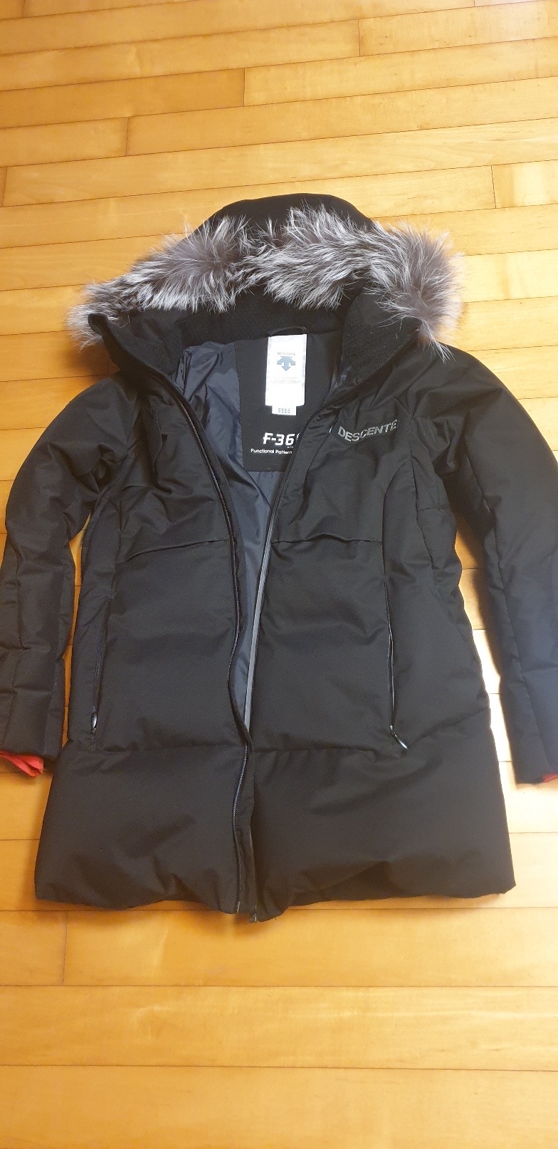 데상트 여성 야상패딩 85