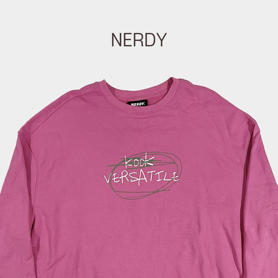 널디 빅로고 맨투맨 BM2146