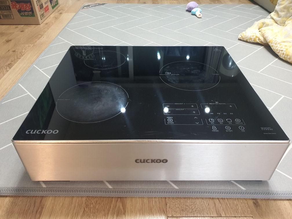 쿠쿠 하이브리드 전기렌지 (인덕션+하이라이트) 스탠드 포함