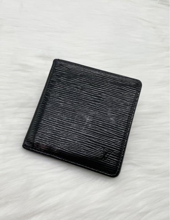 루이비통 에피 블랙 반지갑