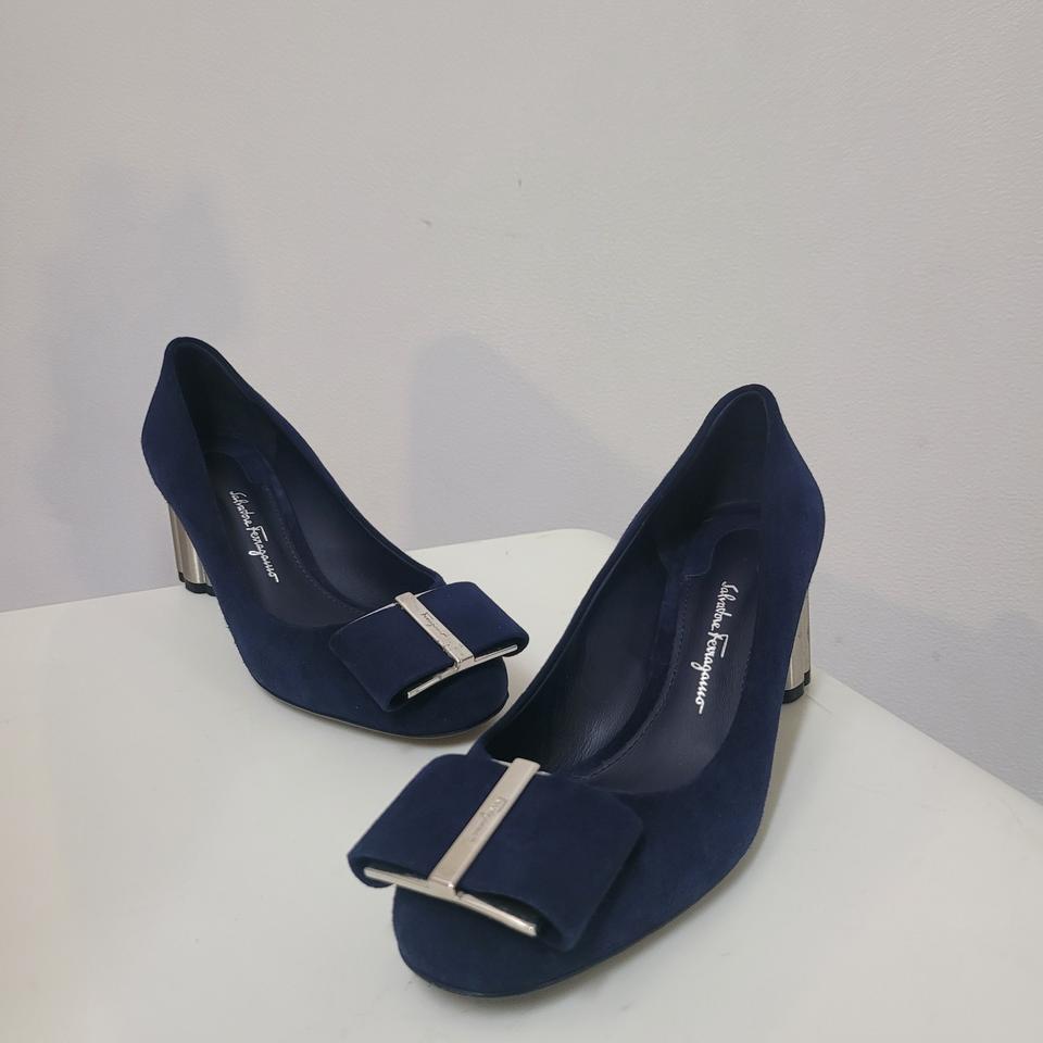 페라가모 펌프스 카푸아 힐